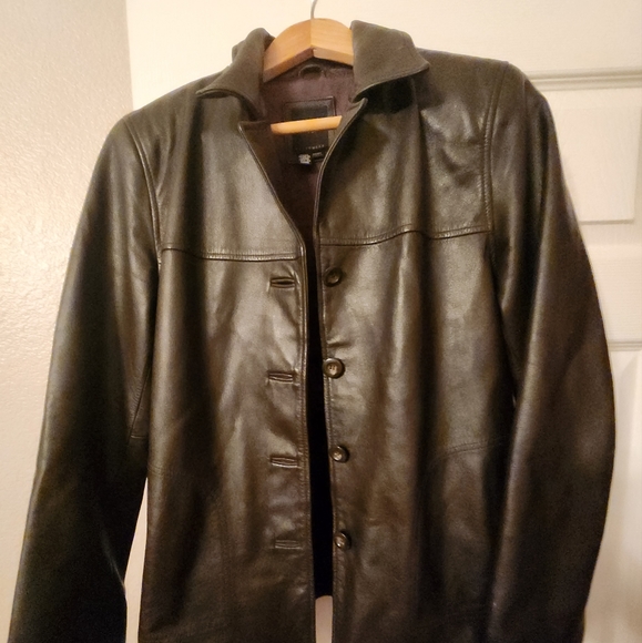 Beautiful Brown Leather Jacket - Picture 1 of 5